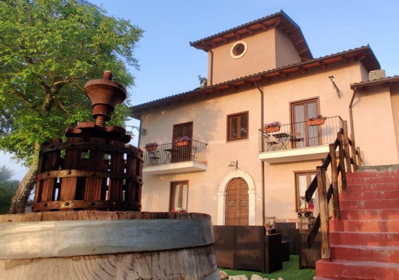 "Il Casaletto" Agriturismo Moderno, Vista Panoramica E Cibo Spettacolare- Scurcola Marsicana Villa Exterior photo