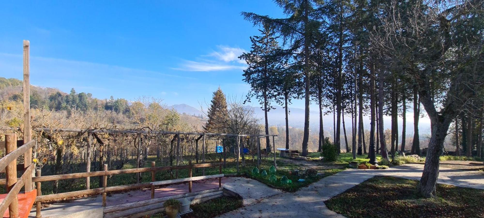 "Il Casaletto" Agriturismo Moderno, Vista Panoramica E Cibo Spettacolare- Scurcola Marsicana Villa Exterior photo